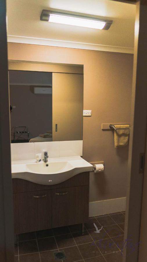 Bluestone Motor Inn Tennant Creek Eksteriør bilde