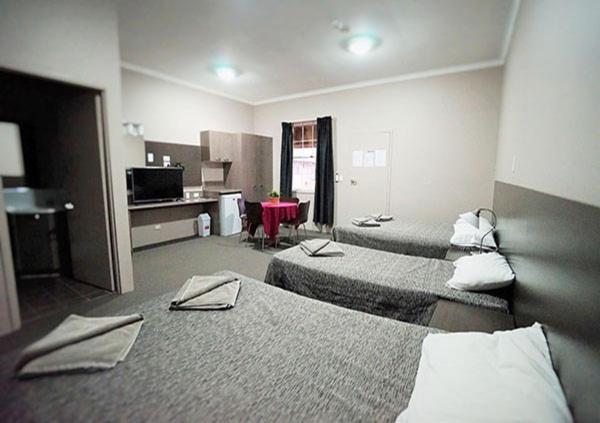 Bluestone Motor Inn Tennant Creek Eksteriør bilde